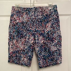 IZOD GOLF Pattern Shorts Size 4